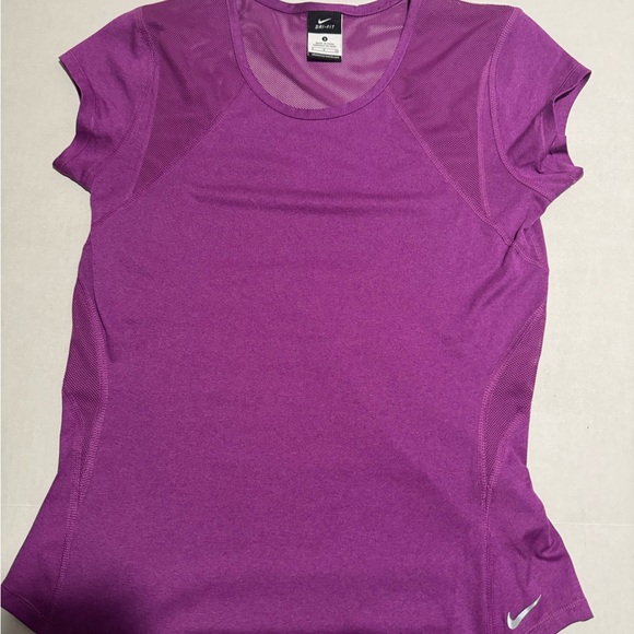 NIKE Dri-Fit Women's Purple Mesh Back Workout Top, Small Shirt #869 - Picture 1 of 5